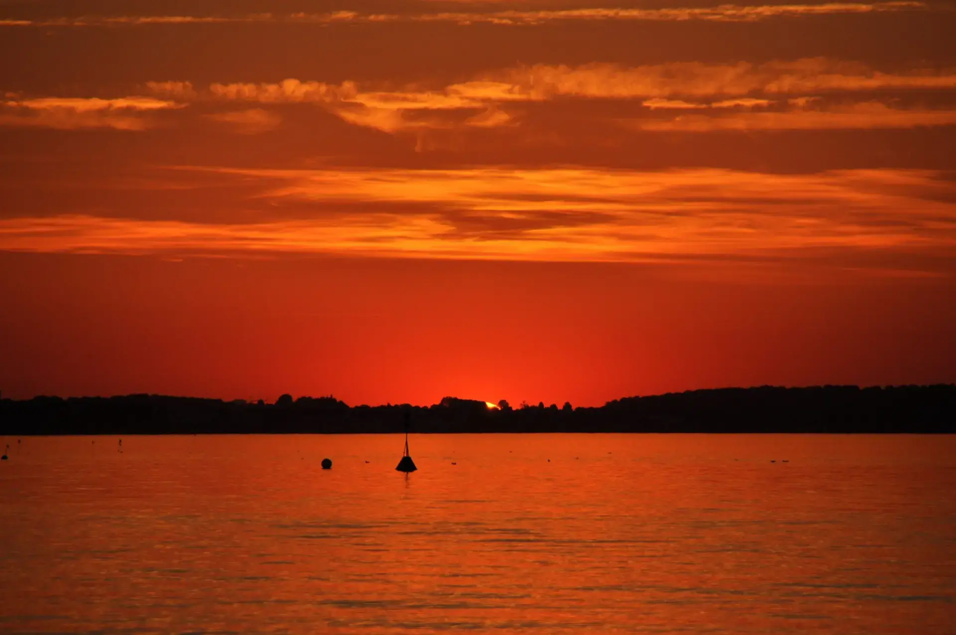 ❤️ Wenn die Sonne das Meer küsst – ein Augenblick für die Ewigkeit 🌅
